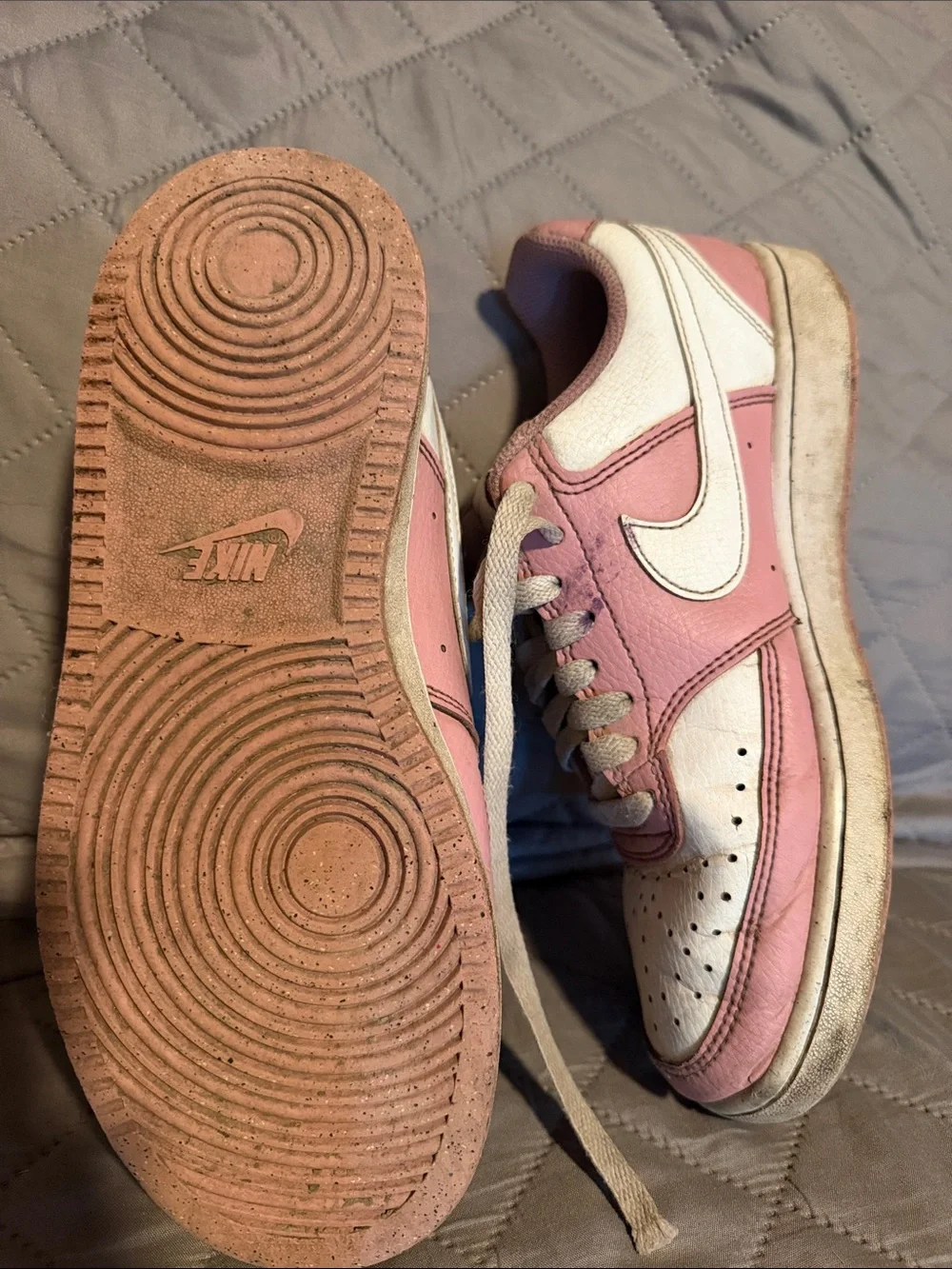 Nike youth low